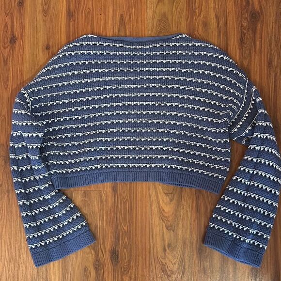 Hollister cropped oversized knit sweater size XXS - Picture 4 of 4